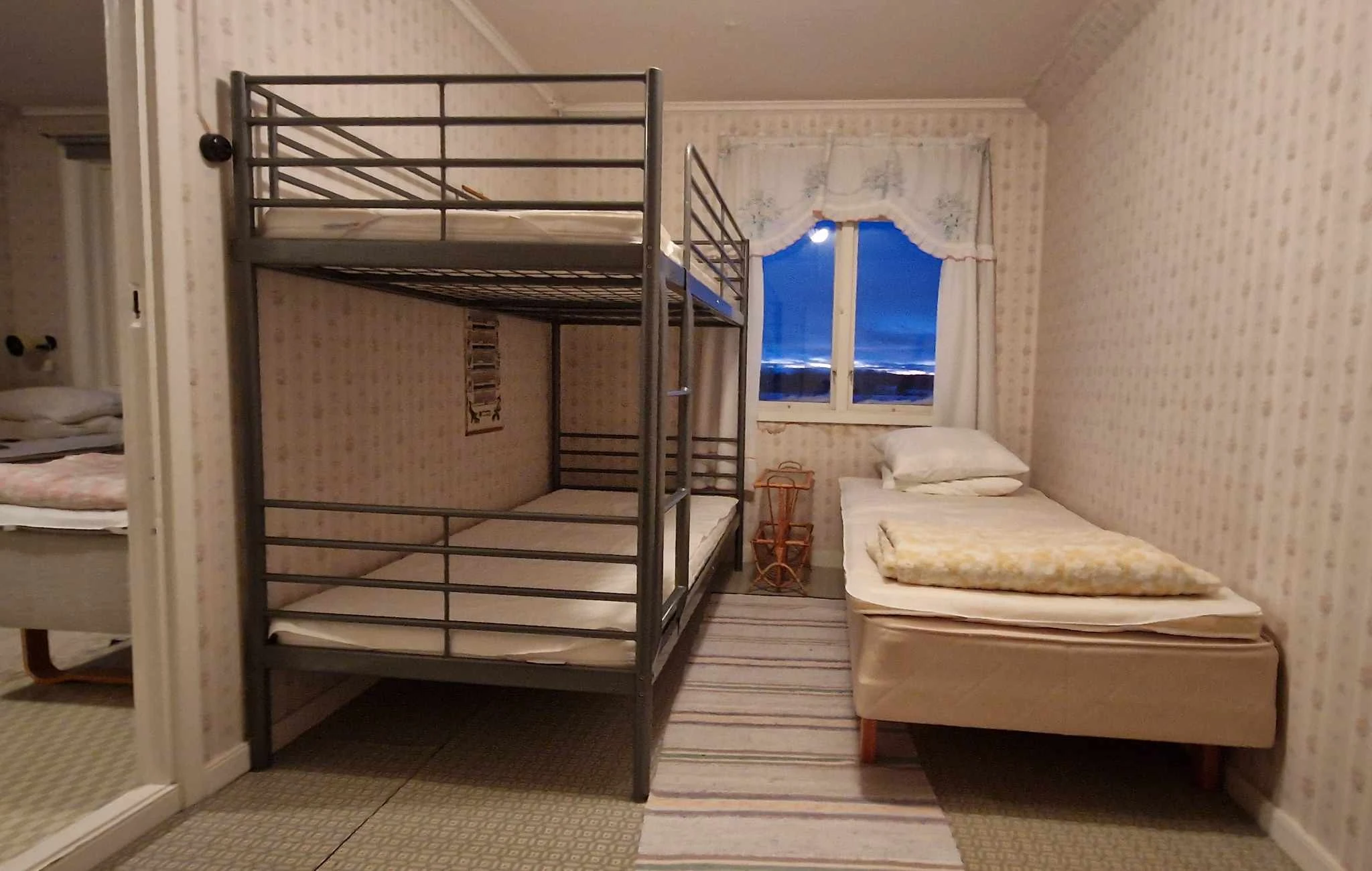 Gallery Image 12