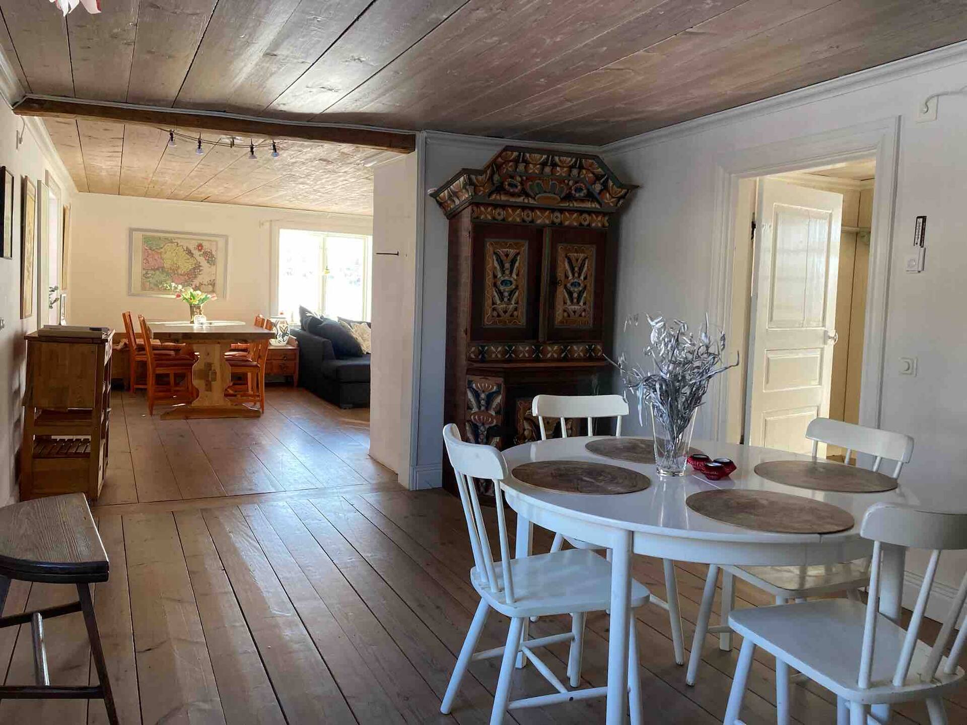 Gallery Image 14